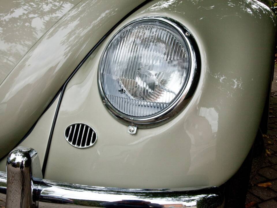 Image 18/52 of Volkswagen Beetle 1200 Export "Dickholmer" (1957)