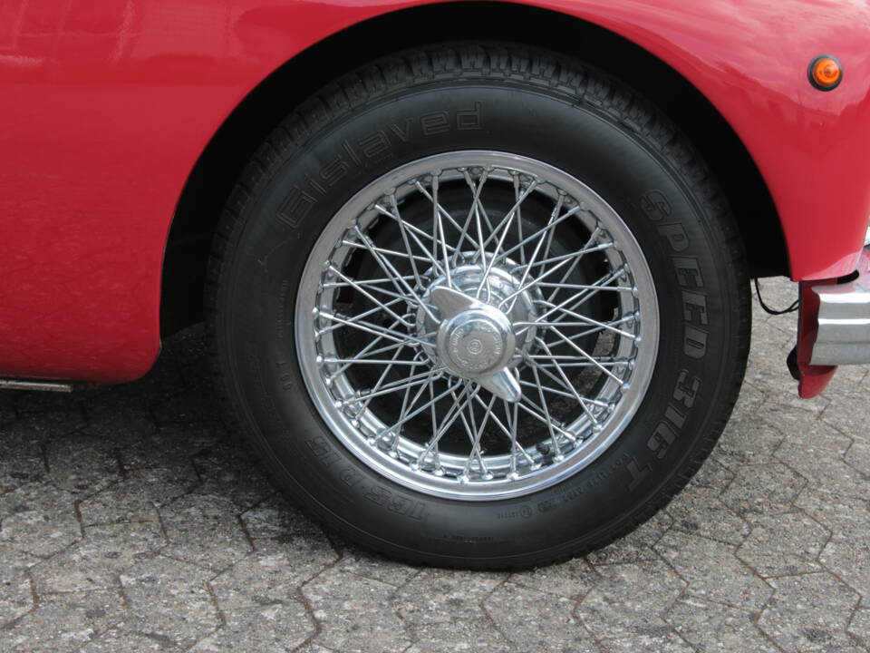 Afbeelding 32/77 van MG MGA 1500 (1959)