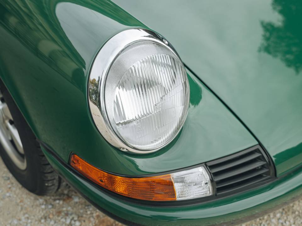 Image 19/63 de Porsche 911 2.2 E (1970)