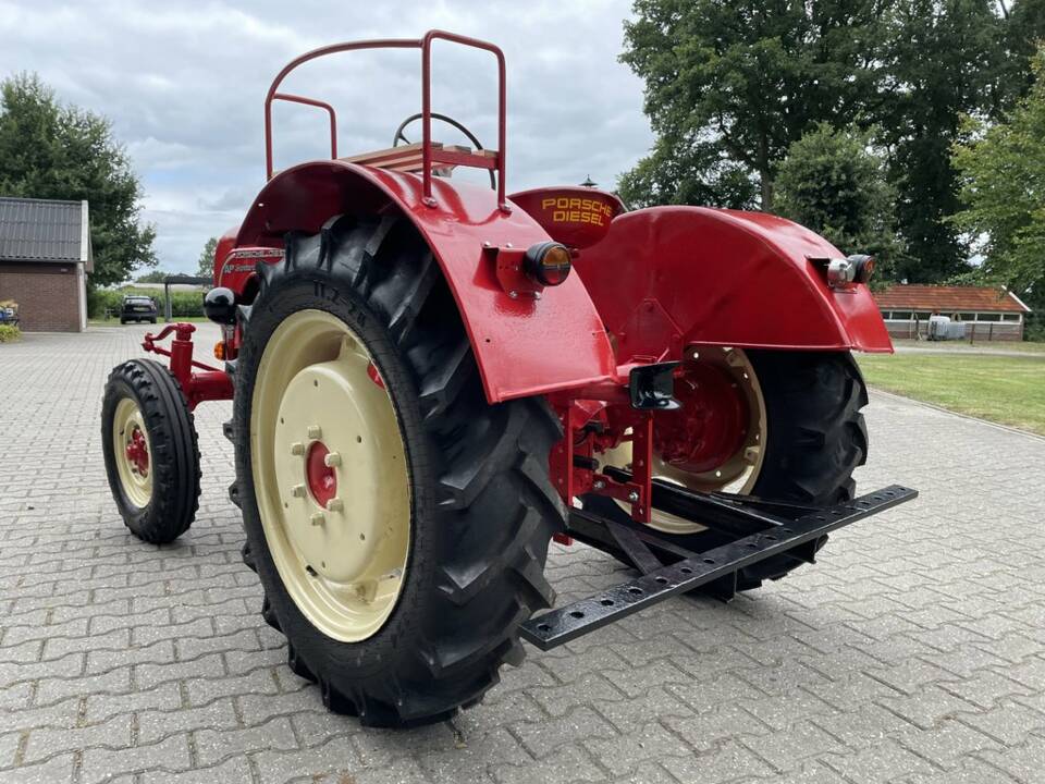 Immagine 8/8 di Porsche-Diesel Standard 218 (1957)