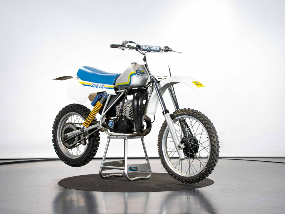 Immagine 6/48 di Husqvarna CR 250 (1983)