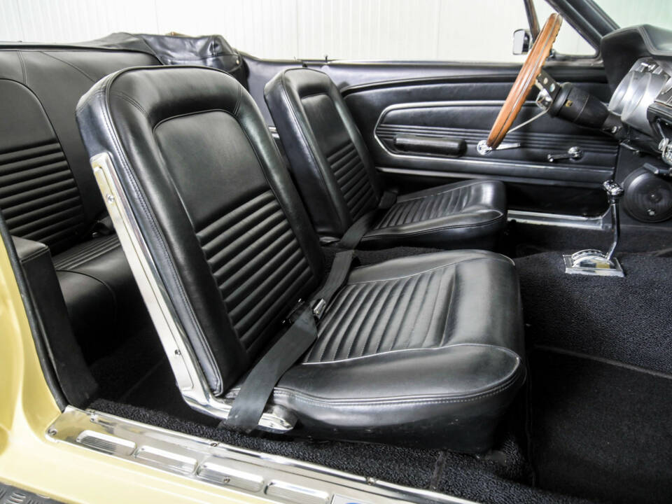 Image 16/50 of Ford Mustang 289 (1967)