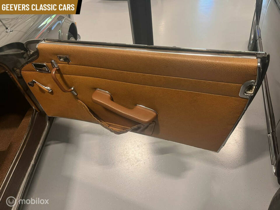Immagine 33/33 di Mercedes-Benz 280 SL (1968)