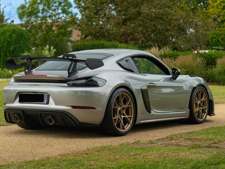 Obraz 9/98 pojazdu Porsche 718 Cayman GT4 RS Weissach (2024)