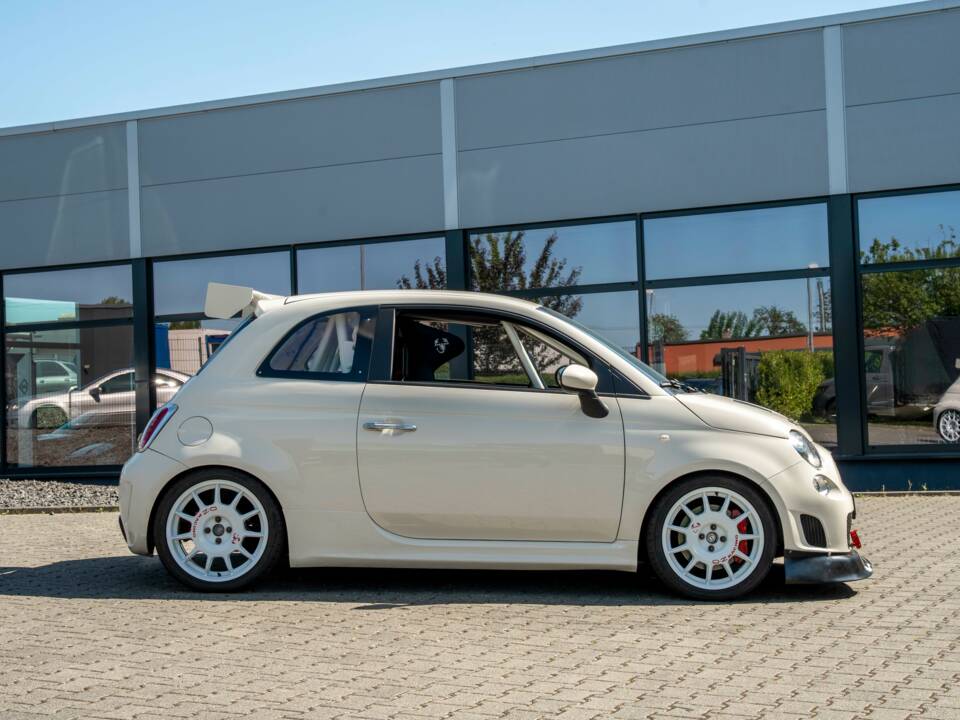 Bild 4/31 von Abarth 695 Assetto Corse Evoluzione (2013)