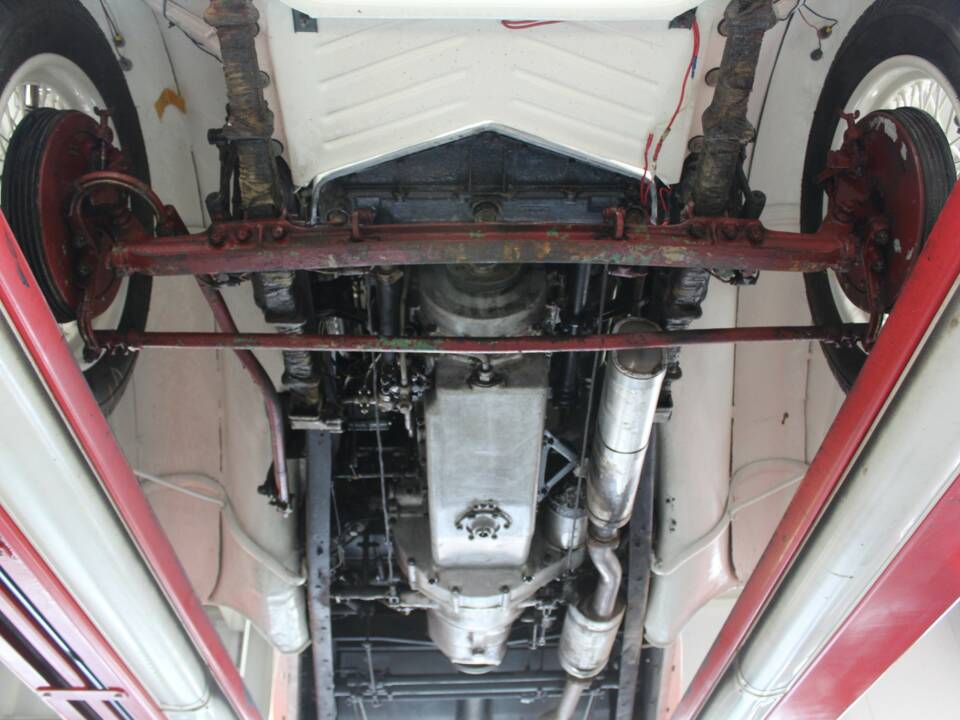 Bild 16/50 von Bentley 3 1/2 Liter Park Ward FHC (1933)