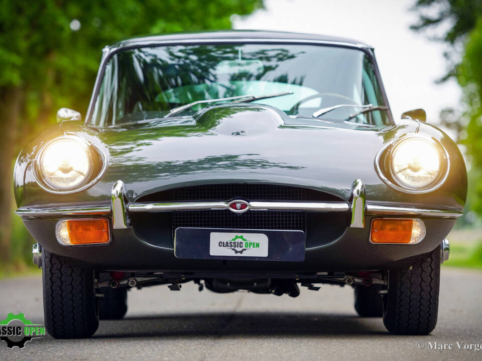 Afbeelding 2/61 van Jaguar E-Type (2+2) (1969)