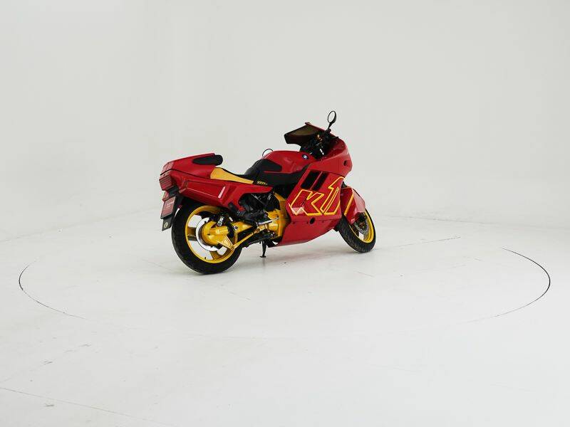 Image 2/15 of BMW DUMMY (1991)