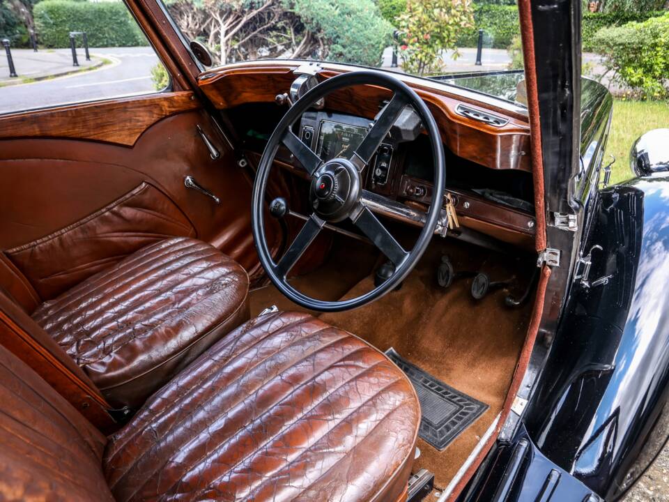 Image 33/33 of Morris 12&#x2F;4 (1935)