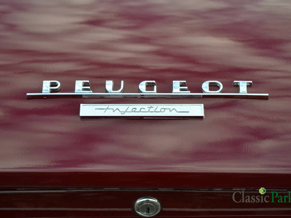 Image 38/38 of Peugeot 504 Convertible (1970)