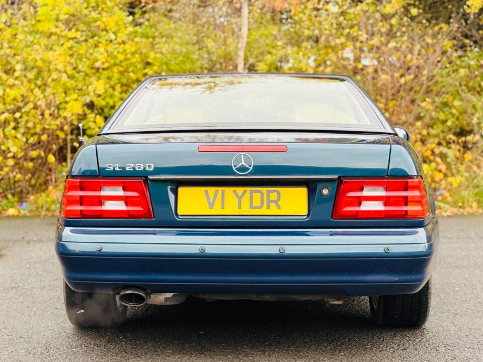 Image 9/18 of Mercedes-Benz SL 280 (1999)