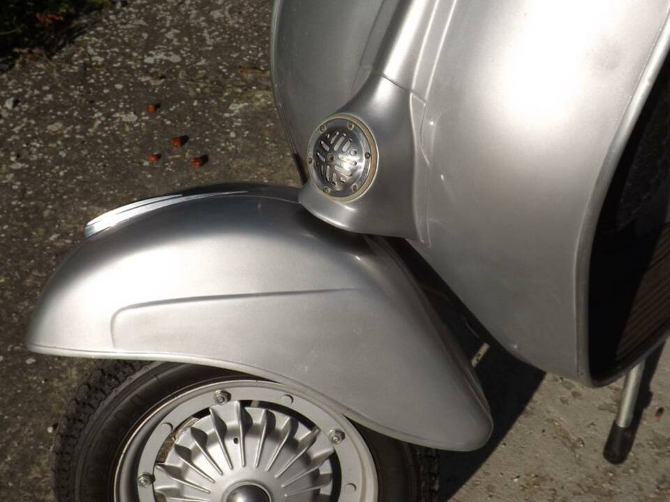 Immagine 14/43 di Piaggio Vespa 125 Primavera (1973)