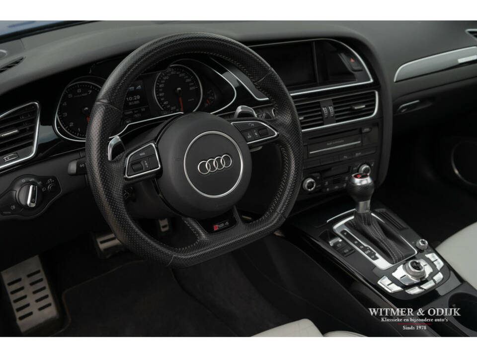 Image 8/32 of Audi RS4 Avant (2014)