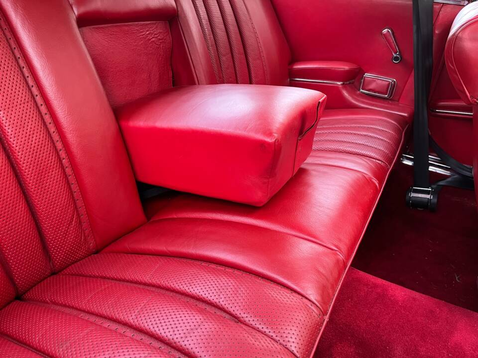 Immagine 21/75 di Mercedes-Benz 280 SE 3,5 (1971)