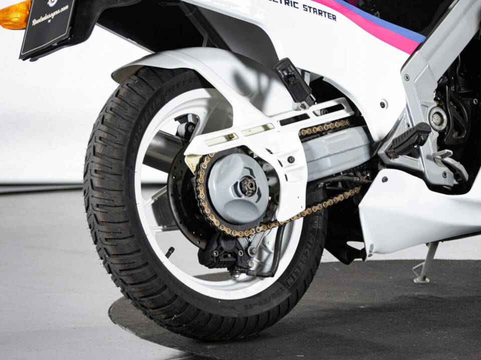 Bild 25/50 von Aprilia DUMMY (1987)