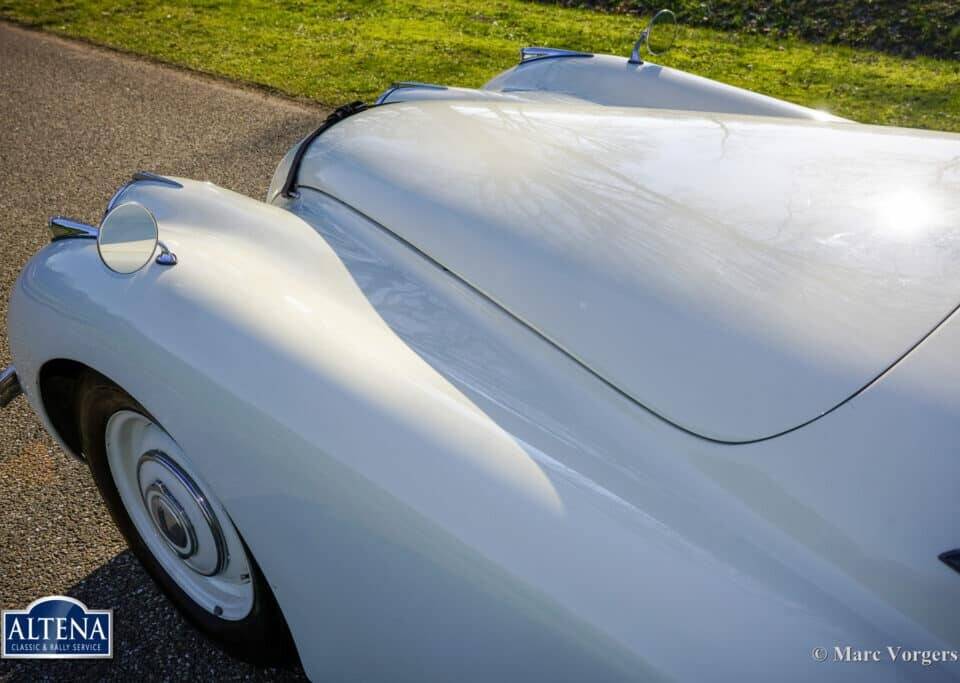 Image 14/49 of Jaguar XK 120 OTS (Alloy) (1949)