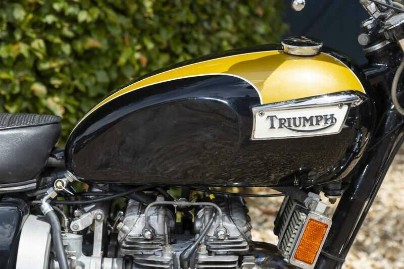 Image 4/39 of Triumph T 150 V Trident (1973)