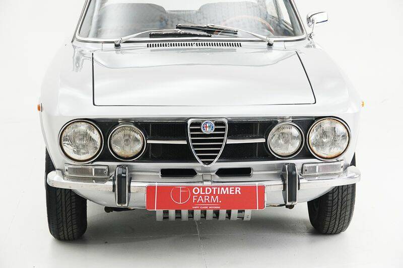 Bild 15/15 von Alfa Romeo 1750 GT Veloce (1971)