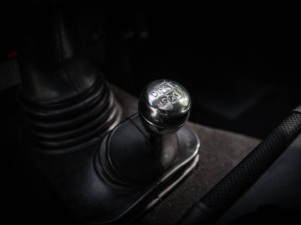 Image 16/67 of Land Rover Defender 110 Turbo Diesel (1999)