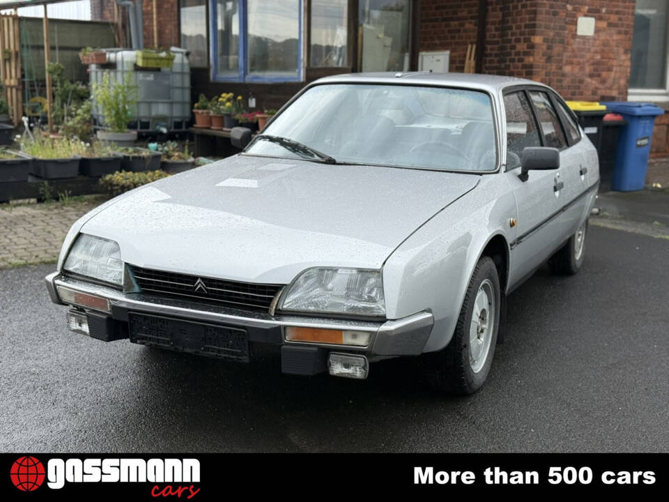 Image 2/15 of Citroën CX 20 (1983)