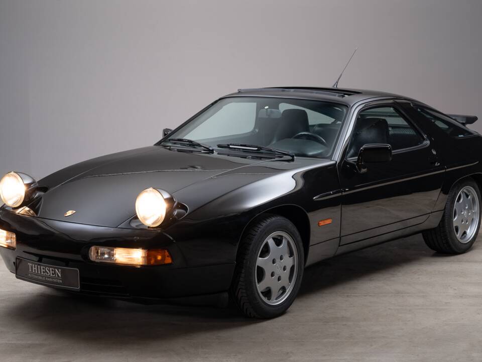 Image 2/43 of Porsche 928 GT (1991)