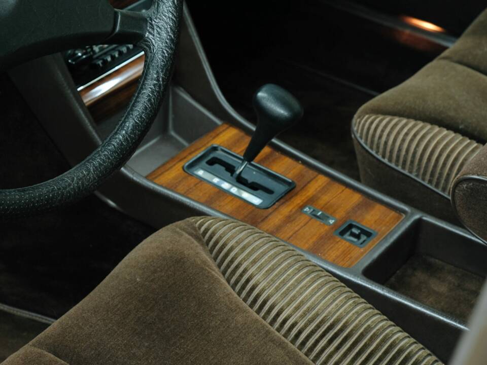 Bild 45/50 von Mercedes-Benz 280 SE (1980)