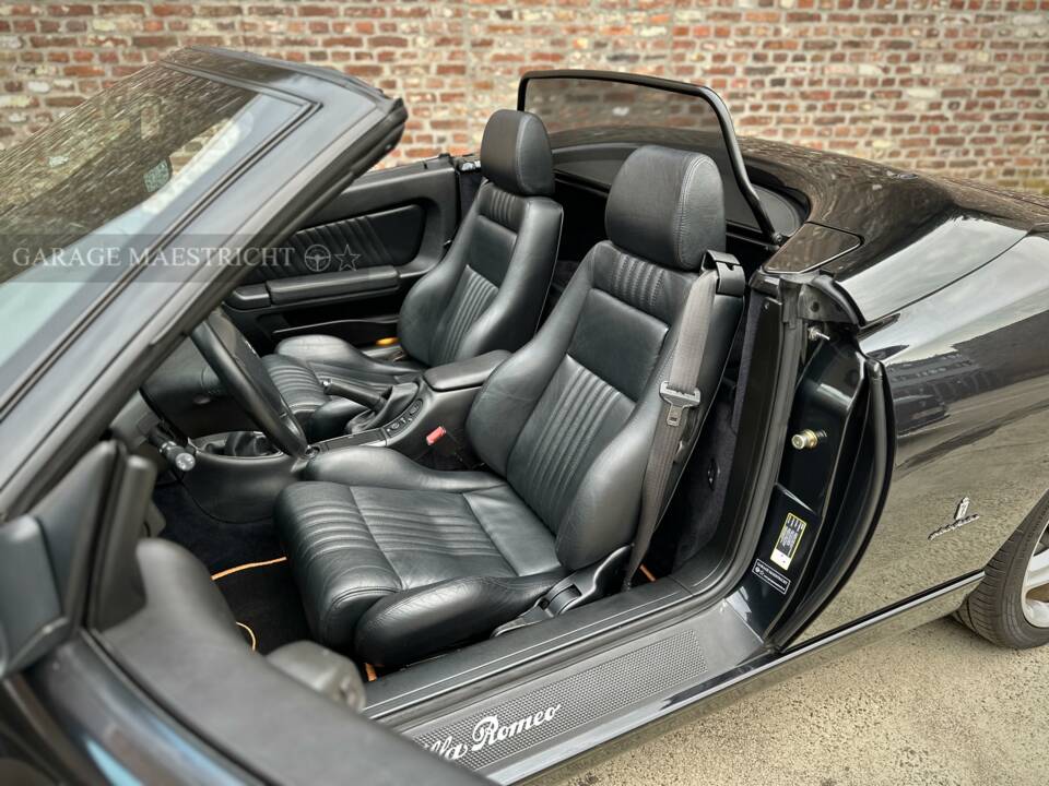 Image 7/59 of Alfa Romeo Spider 2.0 JTS (2003)