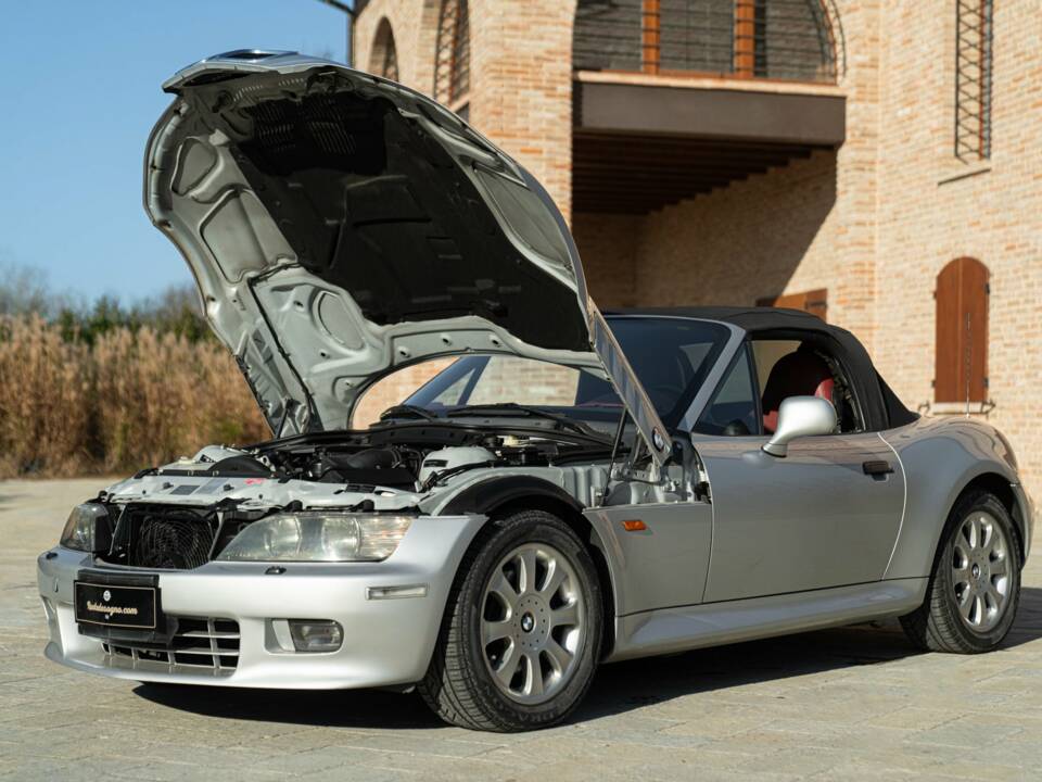 Bild 42/49 von BMW Z3 3.0i (2001)