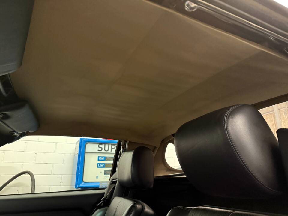 Image 11/16 of Mercedes-Benz 500 SL (1992)