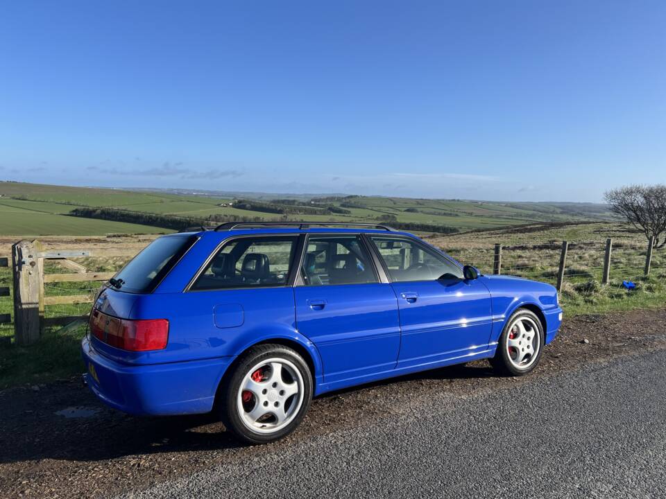 Image 44/45 of Audi RS2 Avant (1994)
