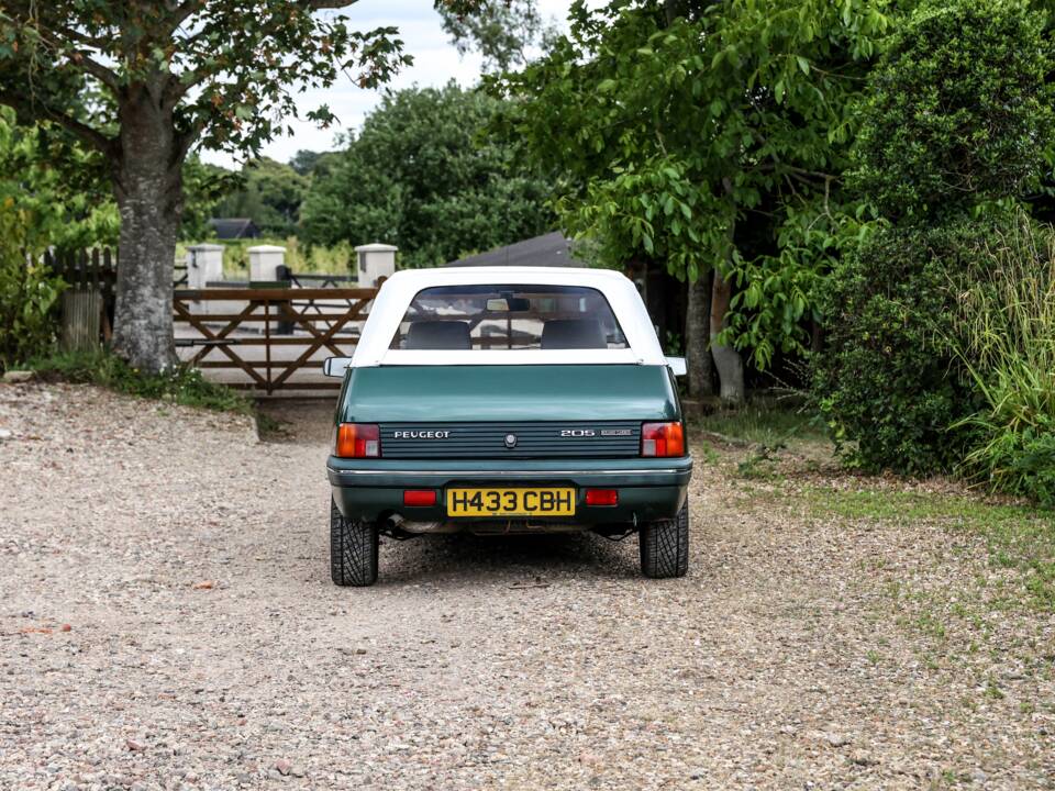 Image 12/31 of Peugeot 205 Roland Garros (1990)