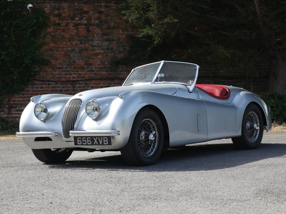 Bild 1/34 von Jaguar XK 120 SE OTS (1953)