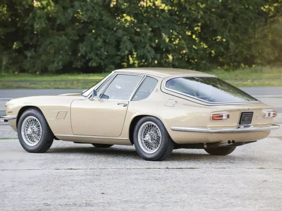 Imagen 7/29 de Maserati 3500 GTI Touring (1964)
