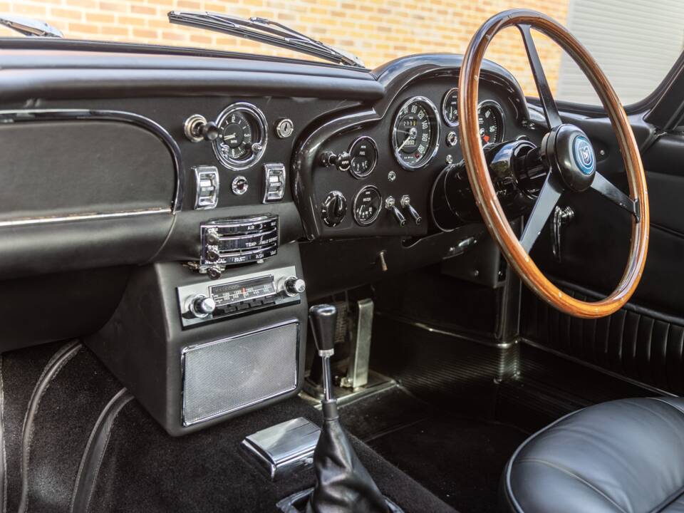 Bild 25/35 von Aston Martin DB 5 (1965)