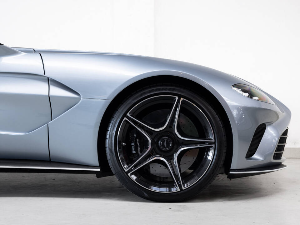 Bild 30/47 von Aston Martin V12 Speedster (2021)