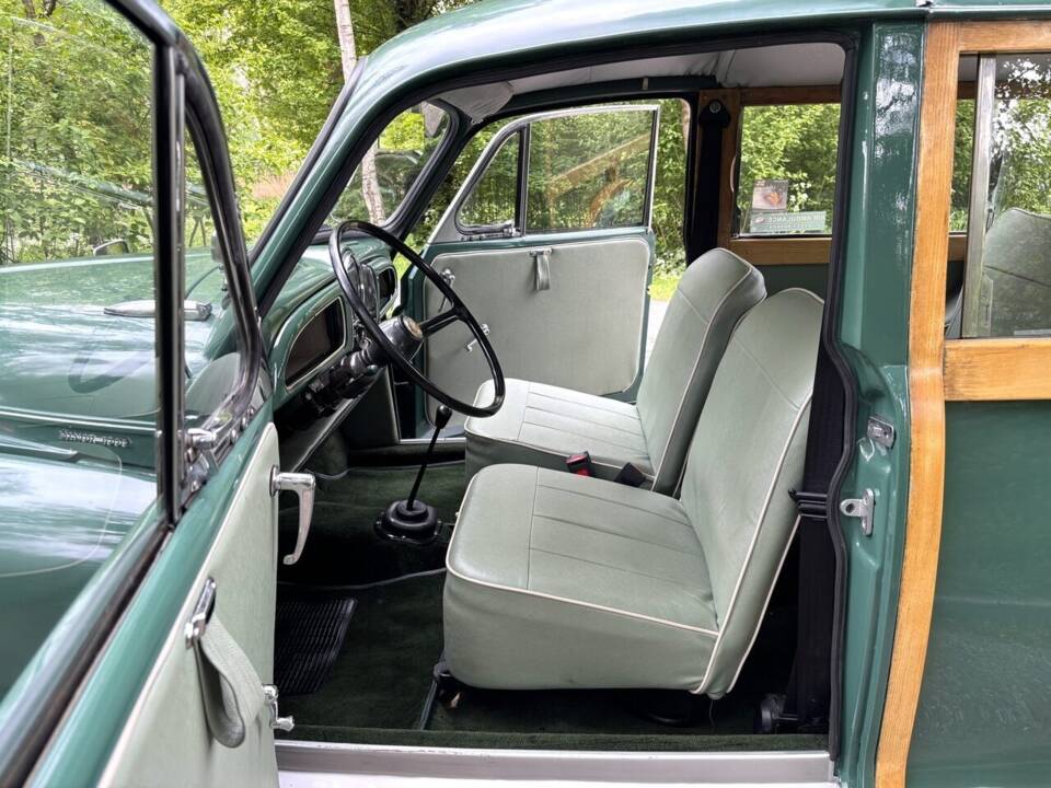 Image 7/18 de Morris Minor 1000 Traveller (1970)