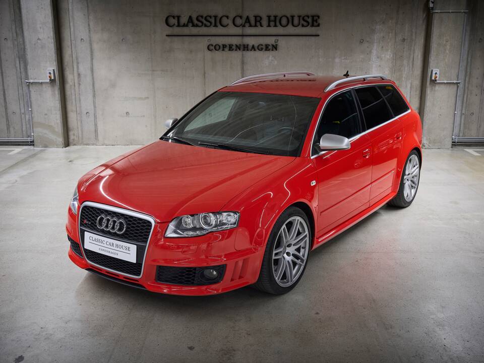 Image 18/95 of Audi RS4 Avant (2006)