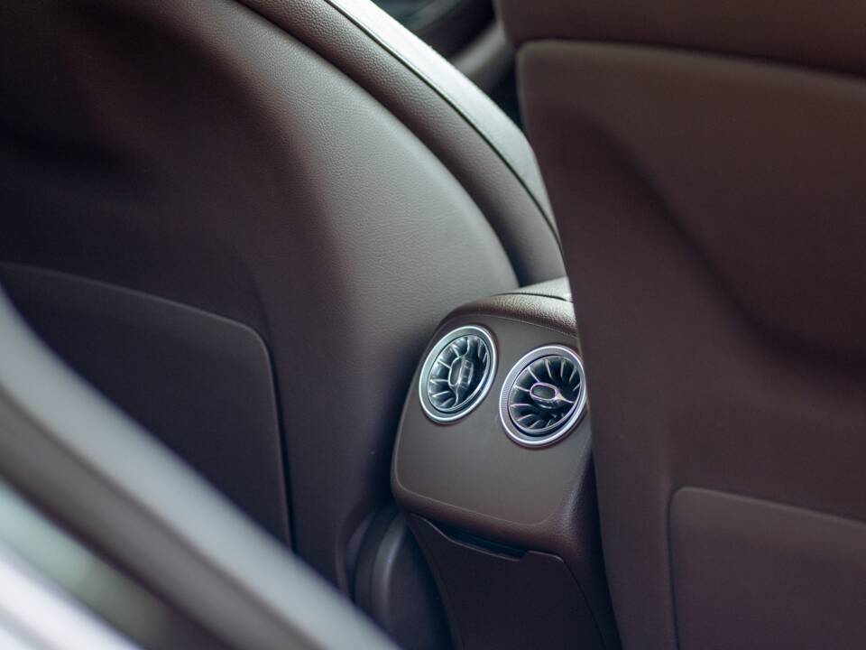 Image 29/85 of Mercedes-Benz CLS 450 4MATIC (2018)