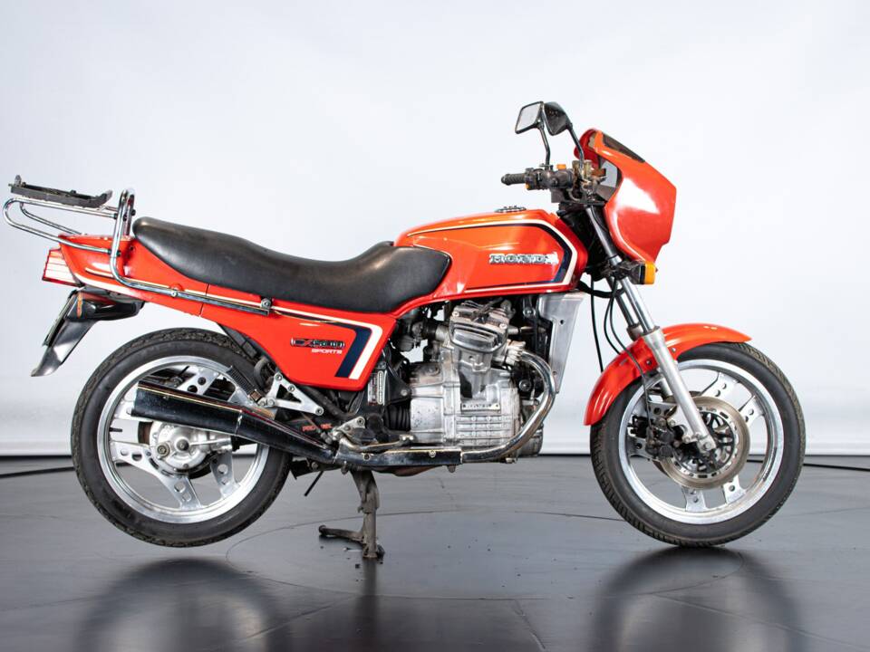 Image 5/40 of Honda CX 500 Turbo (1982)