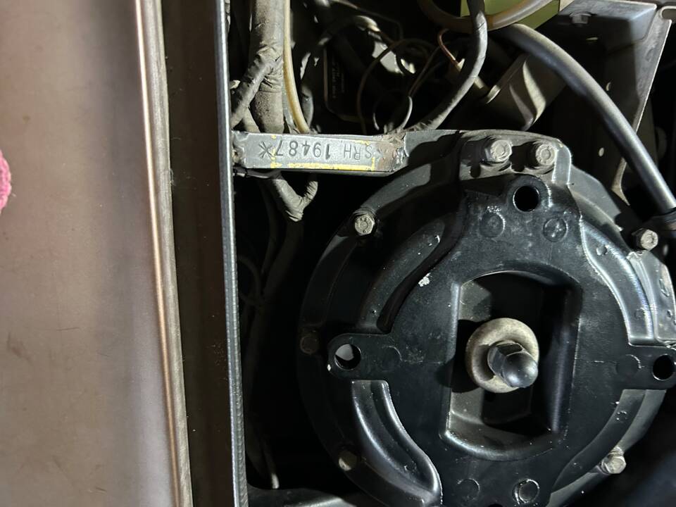 Bild 42/52 von Rolls-Royce Silver Shadow I (1974)