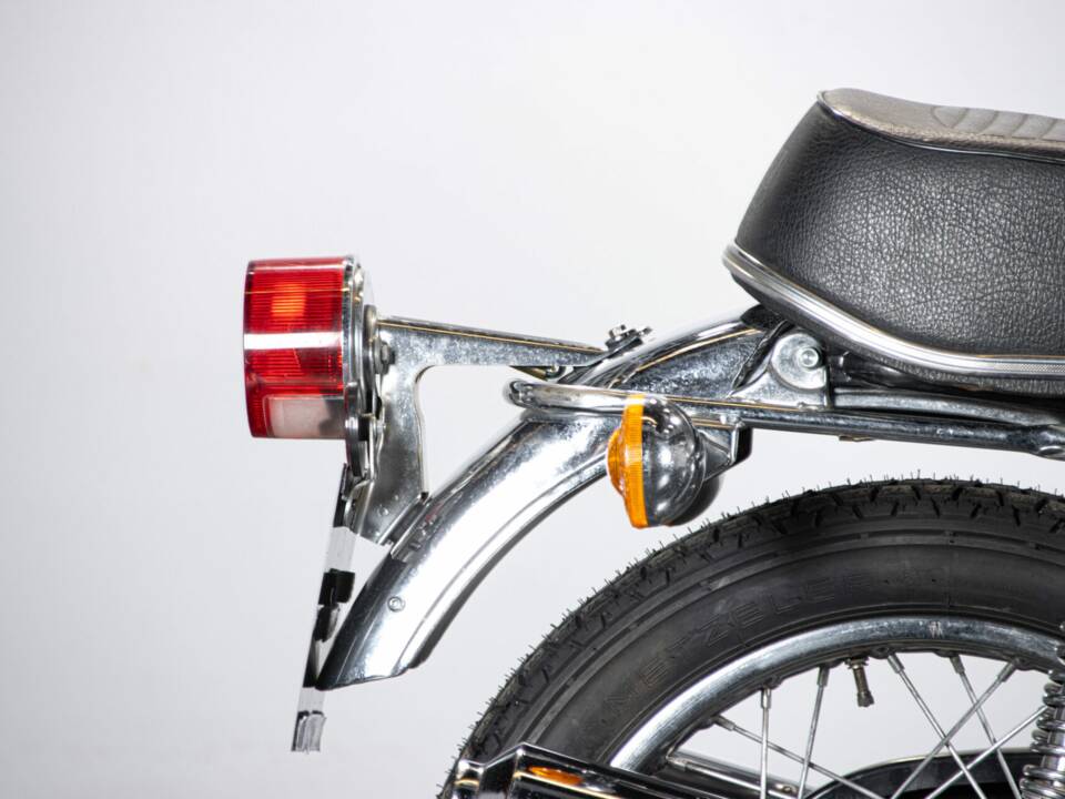 Bild 32/50 von Yamaha TX 500 (1976)