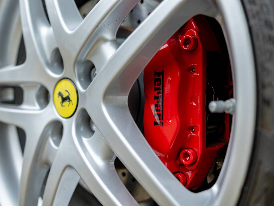 Bild 29/70 von Ferrari F 430 (2008)