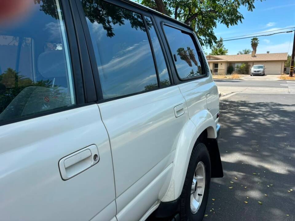 Bild 18/42 von Toyota Land Cruiser J80 (1994)