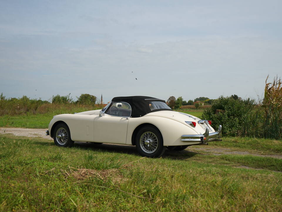 Image 28/58 de Jaguar XK 150 3.4 S OTS (1958)