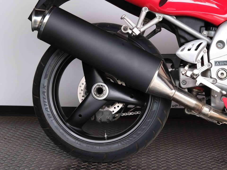 Image 55/66 of Triumph Daytona T595 (1998)