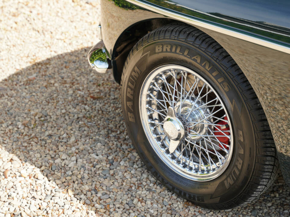 Image 21/50 of MG MGB (1969)