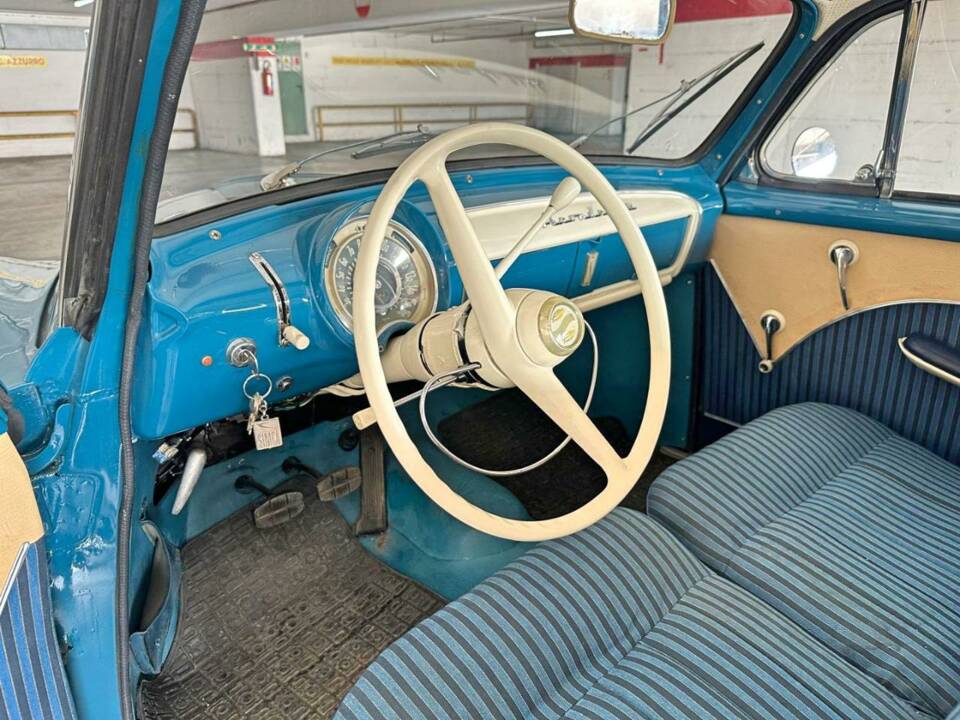 Bild 22/50 von SIMCA Aronde 1300 (1957)