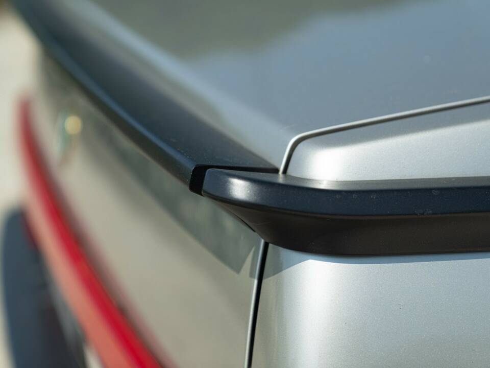 Bild 16/50 von Alfa Romeo 75 2.0 Twin Spark (1989)