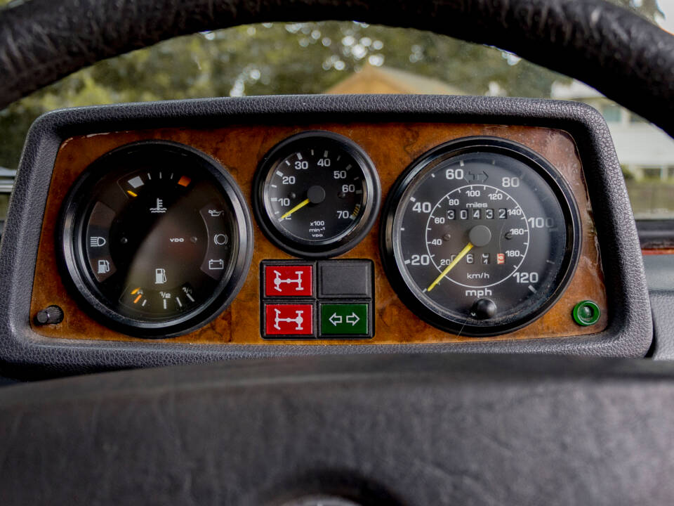 Immagine 9/29 di Mercedes-Benz 280 GE (SWB) (1990)