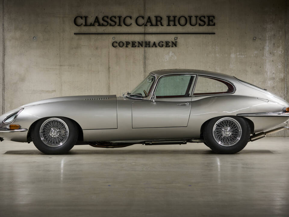 Immagine 2/99 di Jaguar E-Type 3.8 (1964)